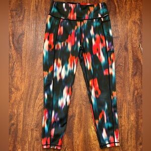 Sweaty Betty Super Sculpt Sustainable 7/8 Length Yoga Leggings Red Blur Floral L